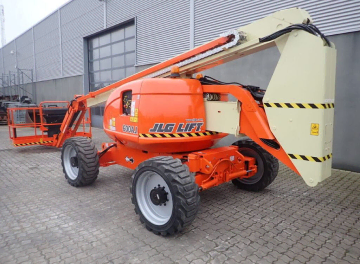 Подъемник JLG 600 AJ